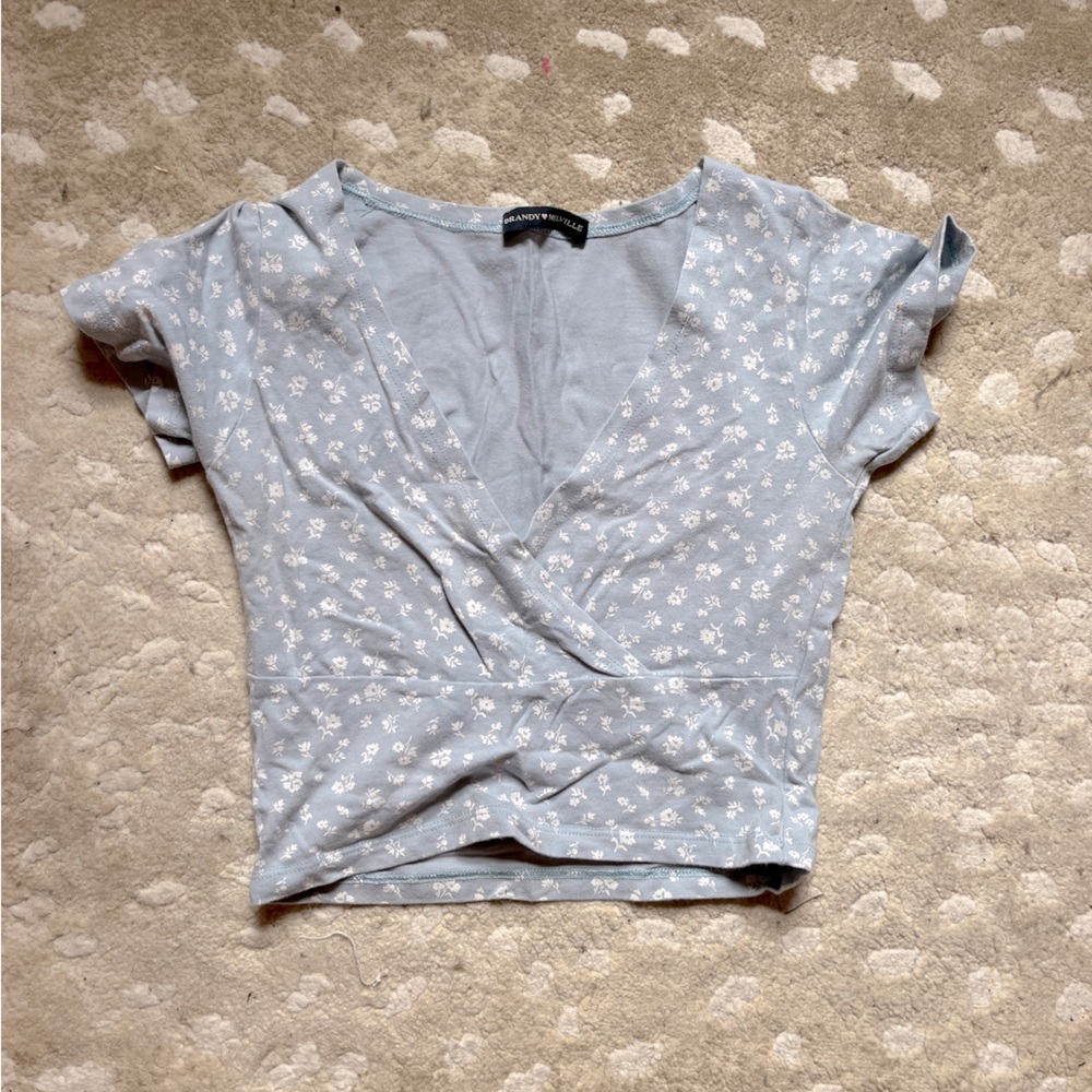 brandy blue and white floral amara top